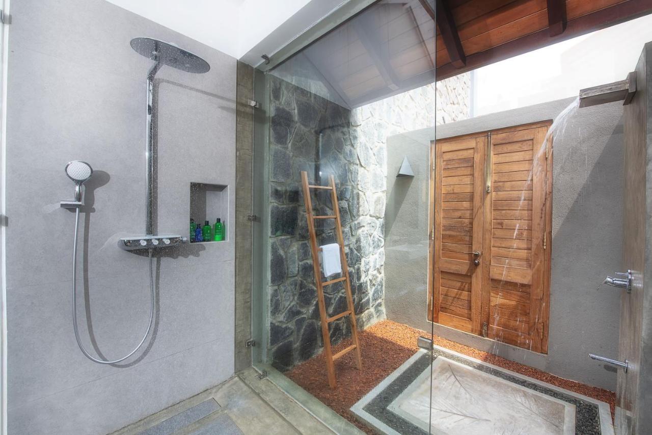 Kirana - A Santani Villa Bentota Bagian luar foto