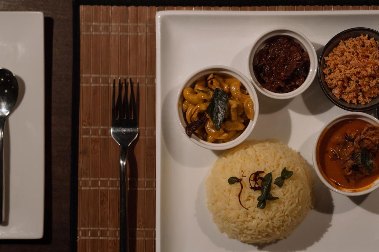Kirana - A Santani Villa Bentota Bagian luar foto
